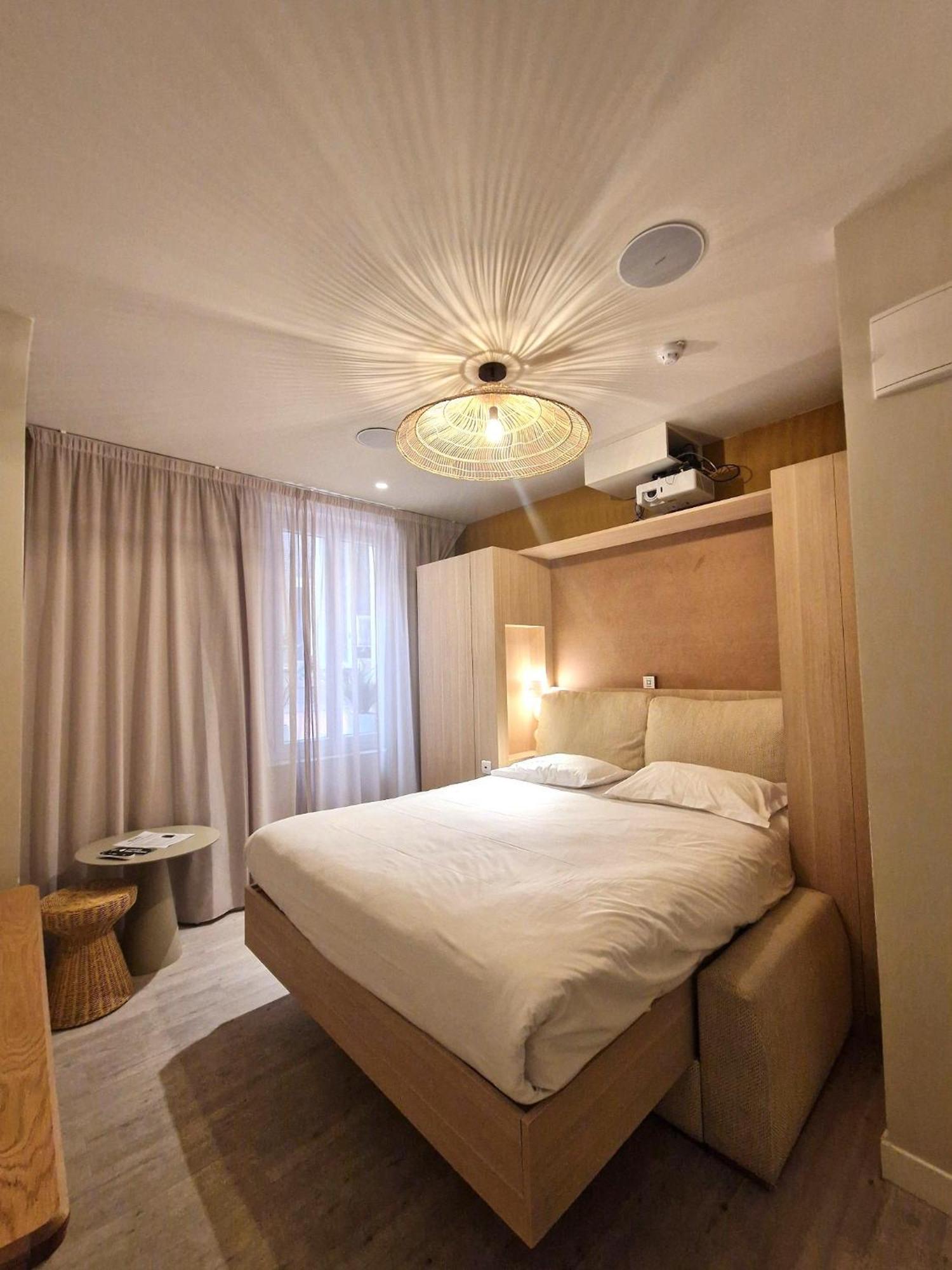 ไลฟ์ มาร์แซย์ วิเยอปอร์ Hotel มาร์กเซย ภายนอก รูปภาพ